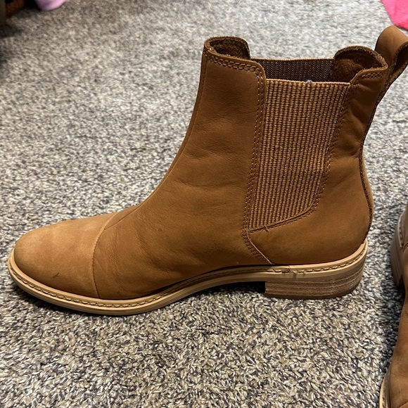 Toms Tan Leather Ankle Boots - Picture 3 of 3